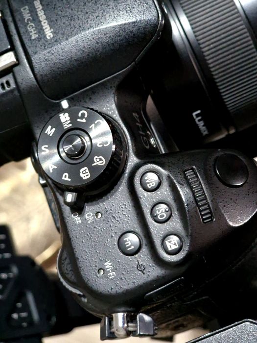 Panasonic Lumix gh4 +25mm f.1.4