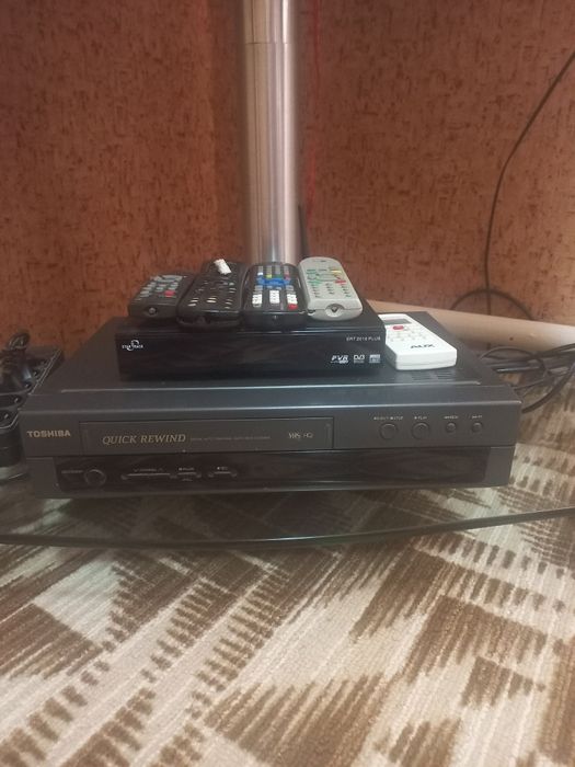 Телевизор LG,  DVD продам