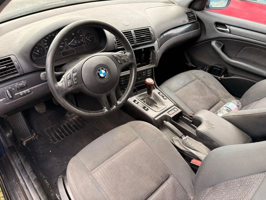 BMW 318i на части!