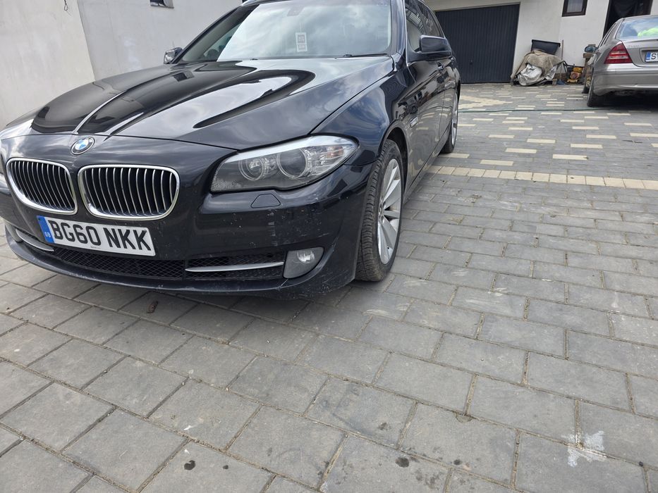 Bmw f11  culoare neagra