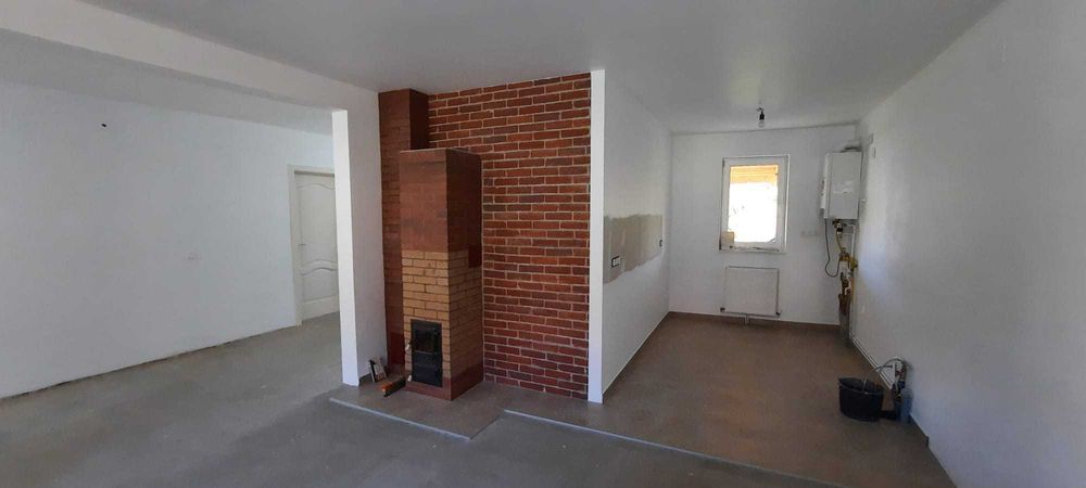 Casa de vanzare, central Tg.Ocna