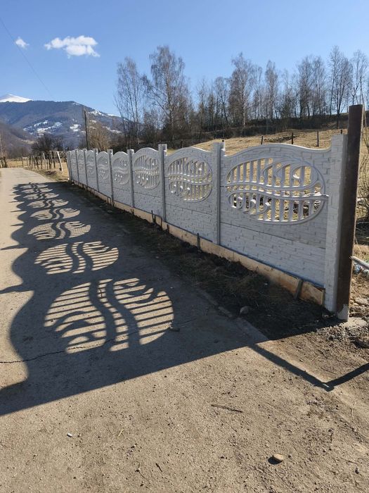 Gard din plăci de beton