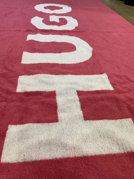 Оригинална HUGO BOSS Розова дамска хавлиена плажна кърпа 180см/93см