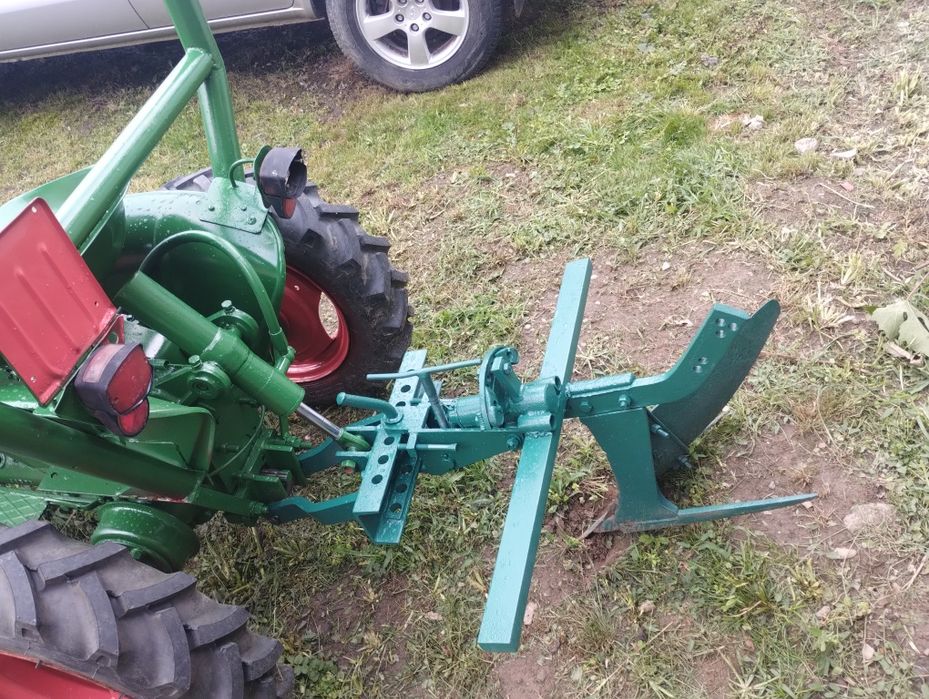 Vând Tractor Goldoni 4×4
