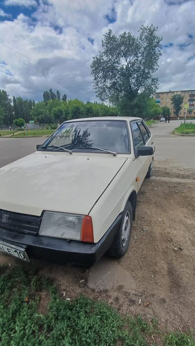 Продам ваз 21099