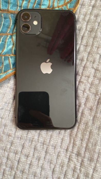 iPhone 11 б/у ..