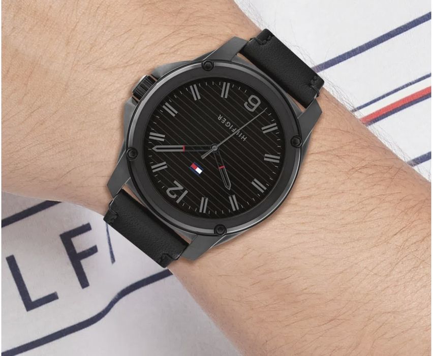 Ceas TOMMY Hilfiger curea neagră piele,nou