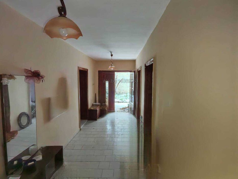 Продава се Къща в Провадия - 380 кв.м за 295 €/кв.м - Снимка #8