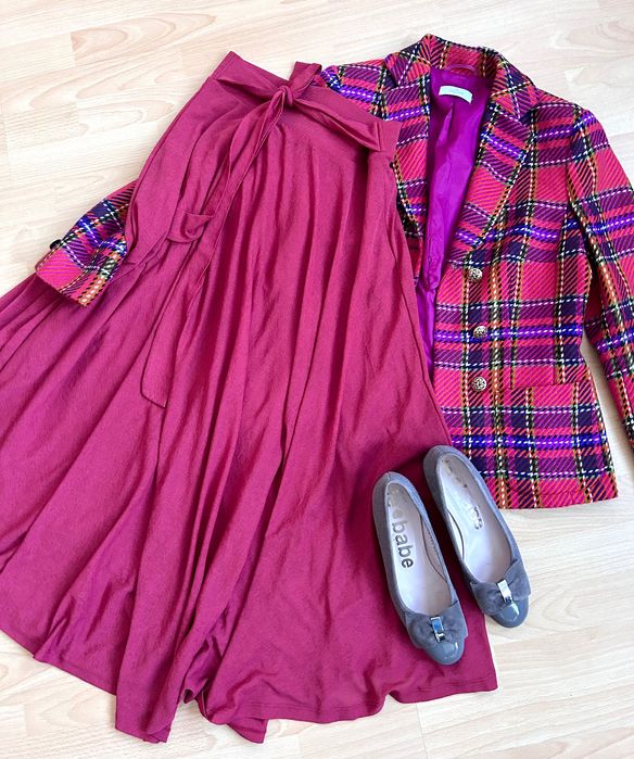 Разкошна широкопола дълга пола в хубав цвят Esprit