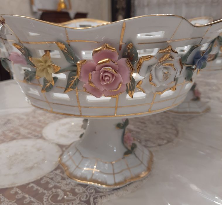 Антикварь ваза для фруктов очень нежный большой