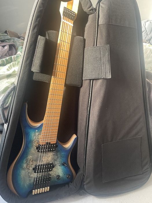 Headless 7 струнна китара Grote