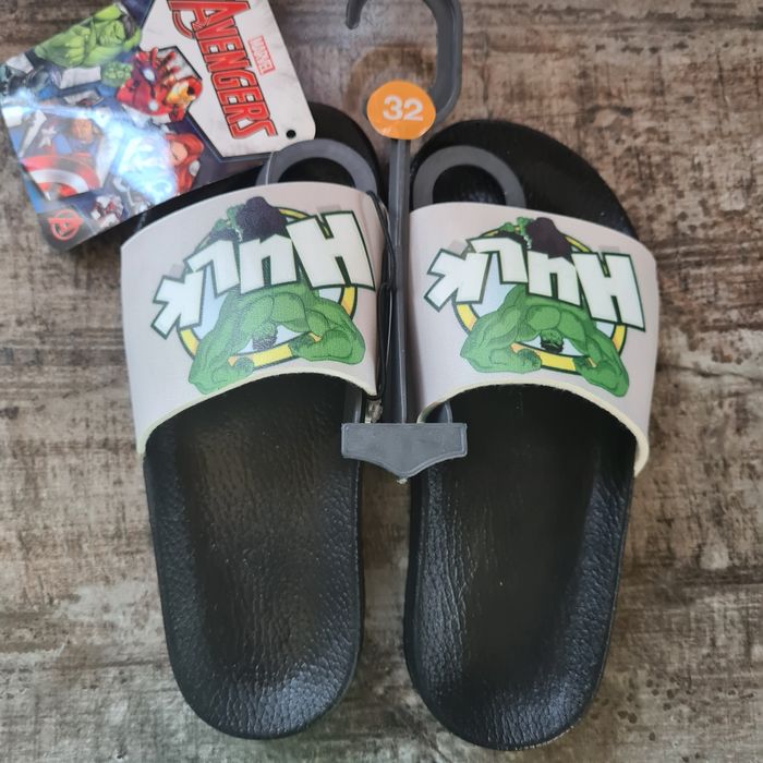 Чисто нови джапанки