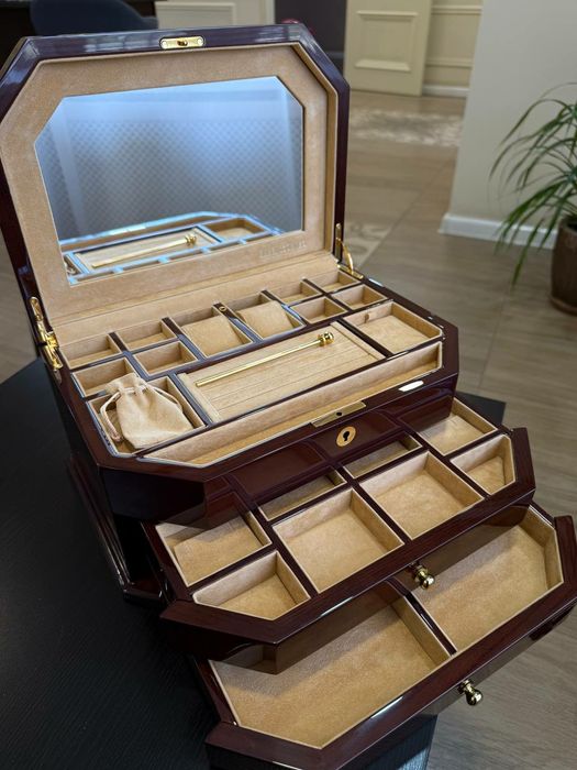 Продам шкатулку для хранения