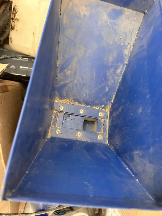 Дробилка  зерна кормов