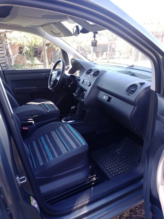 Volkswagen Caddy Maxi automat