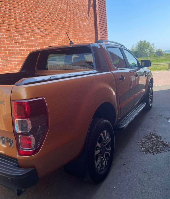 Ford Ranger твърд таван теглич спойлер ролбари броня