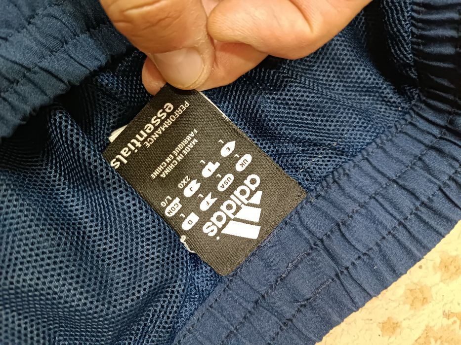 Оригинальные шорты adidas