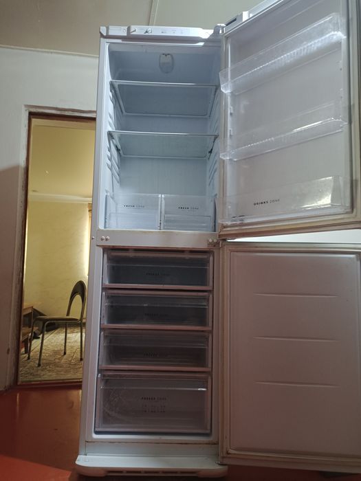 Холодильник бирюса