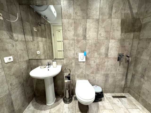 Дава се под наем Двустаен апартамент в София, Център - 56 кв.м за 397.8 € - Снимка #2