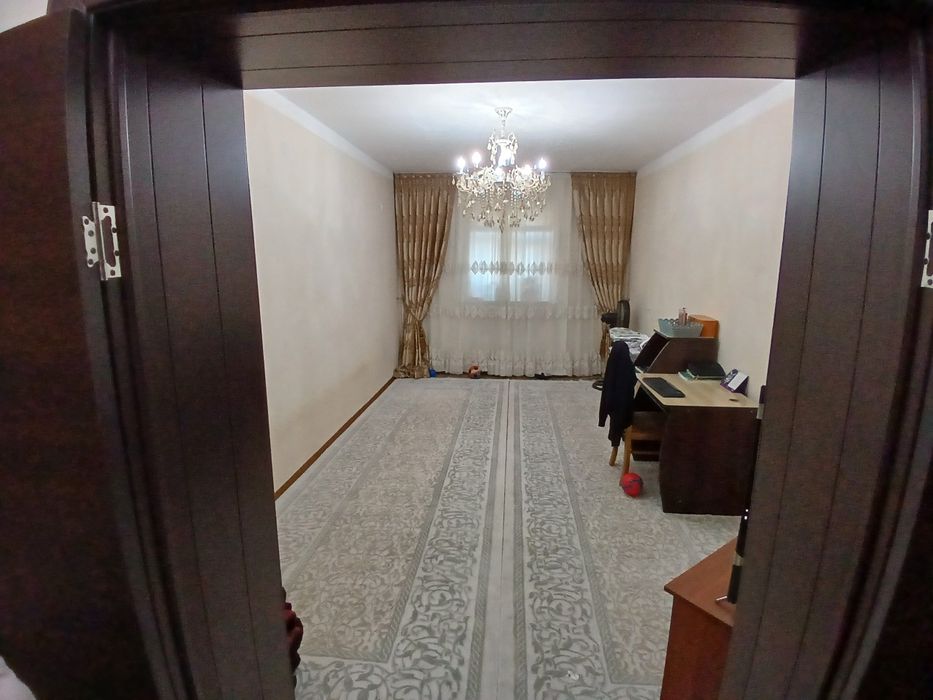 СРОЧНО!!! Продаётся 3-х комнатная квартира. 79 м² Янги Хаёт 9-участок.