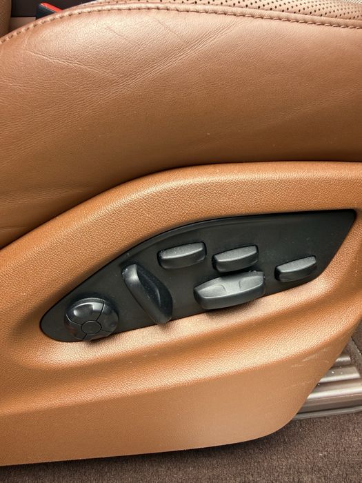 Porsche Cayenne 2023