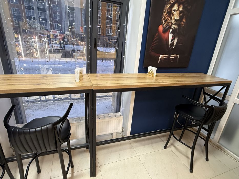 Продадим барный стол - 2 ед