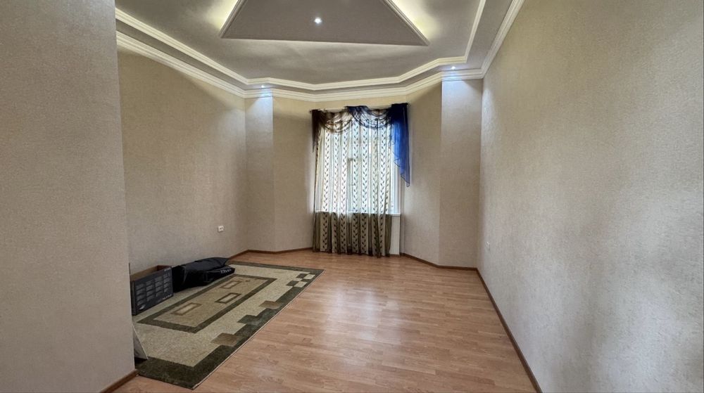 Продаётся Дом Шикарный Локация центр города!