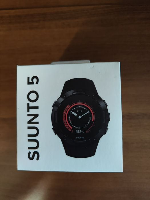 Мультиспортивные часы  suunto 5