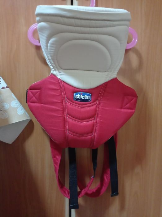 Marsupiu Chicco .Pret 150 Lei .