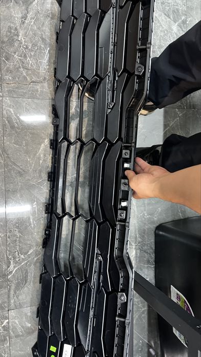 Kia Seltos решетка бар