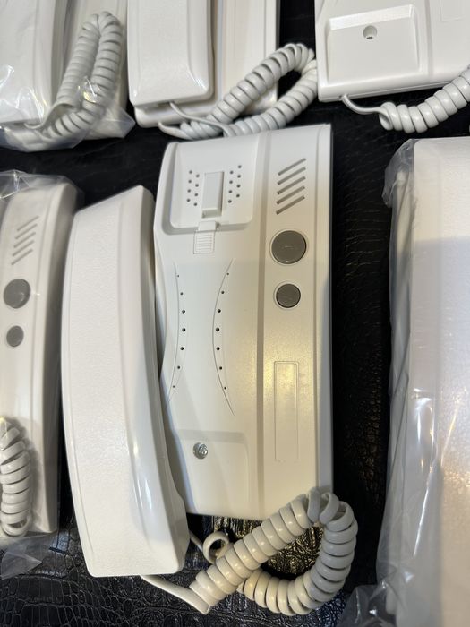 В продаже домофонныые ключи