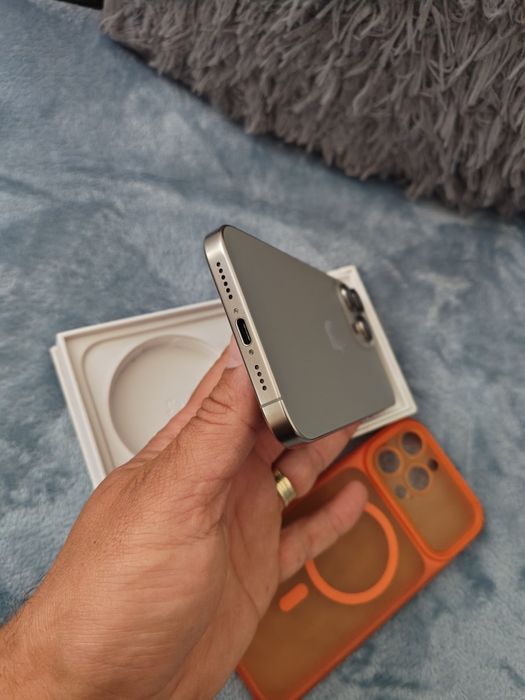 iPhone 16 Pro Max 256Gb Fullbox Impecabil