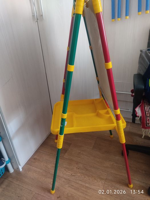 Мольберт ростовой 2500 тг