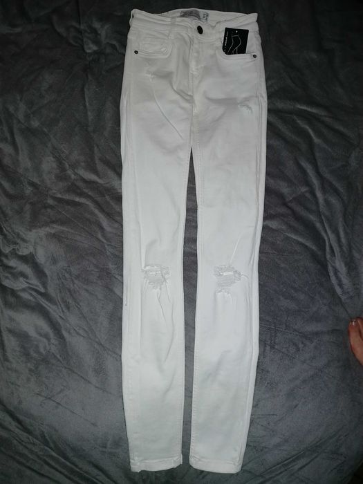 Blugi Zara noi mărime xs