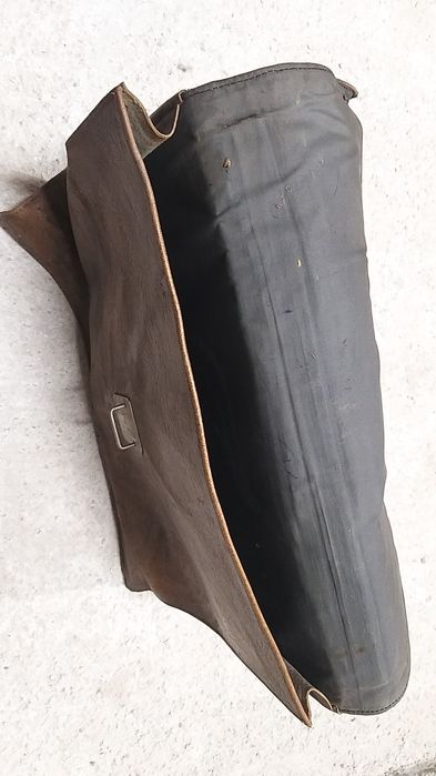 Ретро кожена чанта от СОЦА