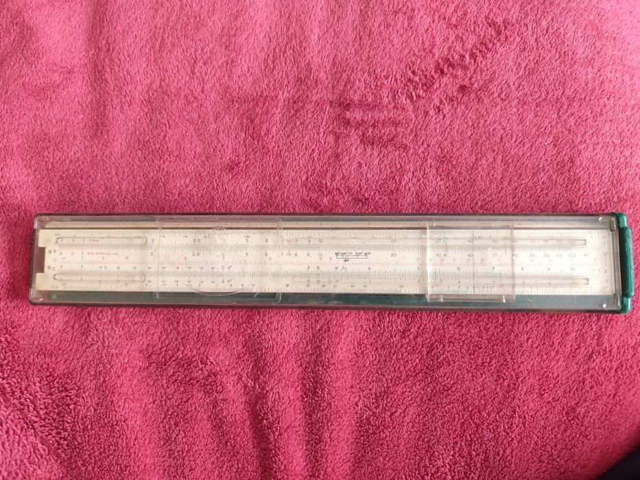 Rigla de calcul Faber Castell 1/98