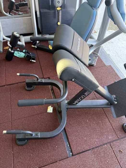 Aparat fluturari piept technogym