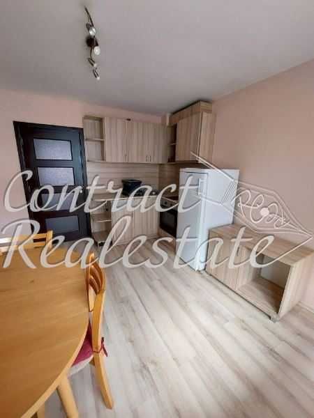 Нов Двустаен Обзаведен Колхозен пазар !