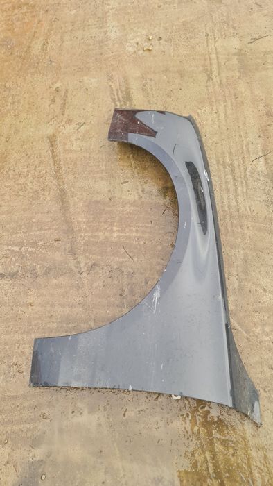 Aripa stanga fata Audi A8 4H D4