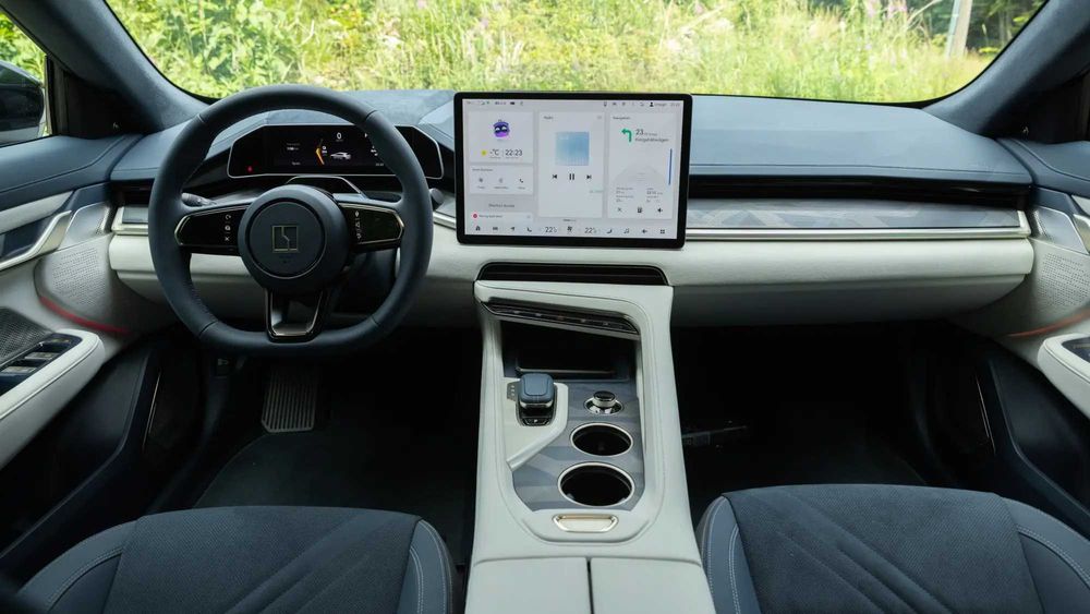 Zeekr 001 RWD 100 kwh pod zakaz