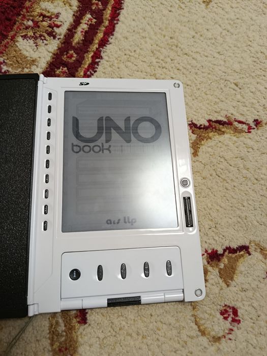 Электроный книга UNO book б/у