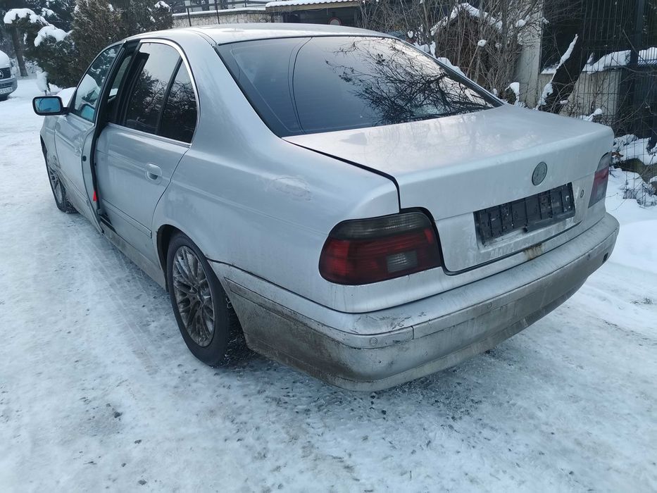 Bmw e39 2.5 common rail 163 коня На Части