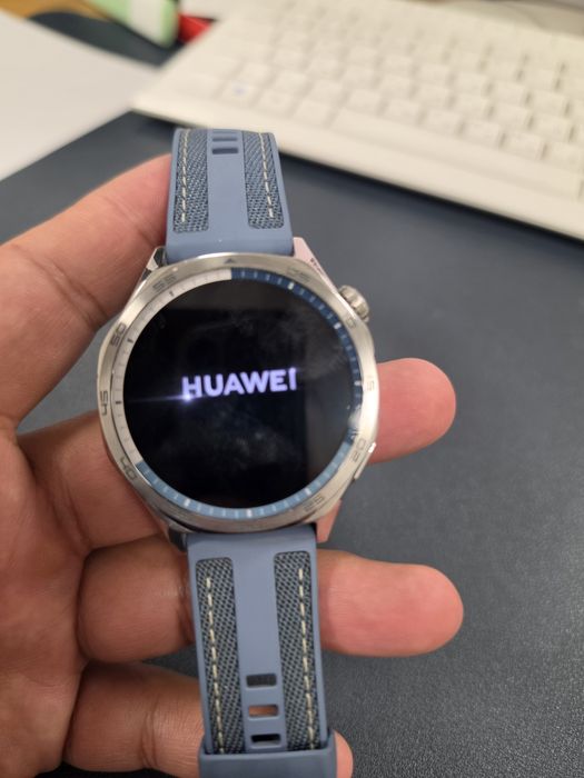 Продаются смарт-часы Huawei Watch GT 5