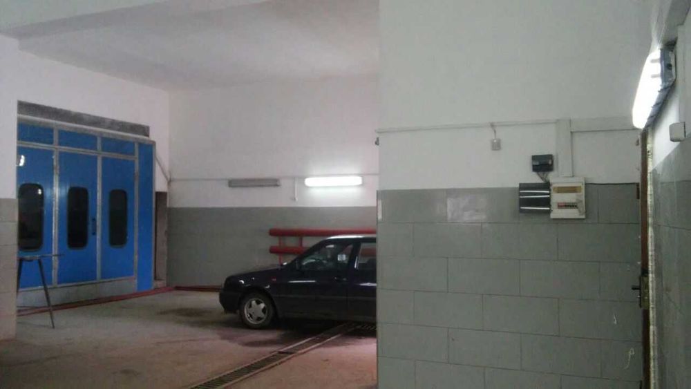 Сдам в аренду тёплый бокс  , 150м2, 100м2