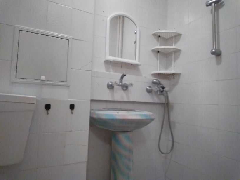 Дава се под наем Двустаен апартамент в Бургас, Зорница - 65 кв.м за 175 € - Снимка #5