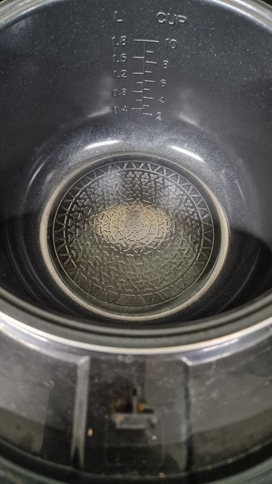 Продаётся мультиварока VITEK