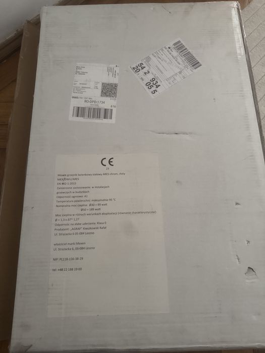 Calorifer baie tip scarita auriu lucios