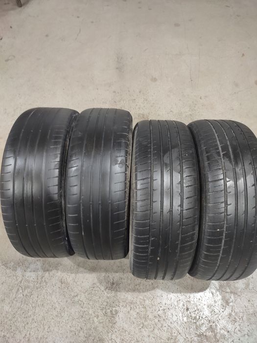 Продам комплект резины 225/60/17