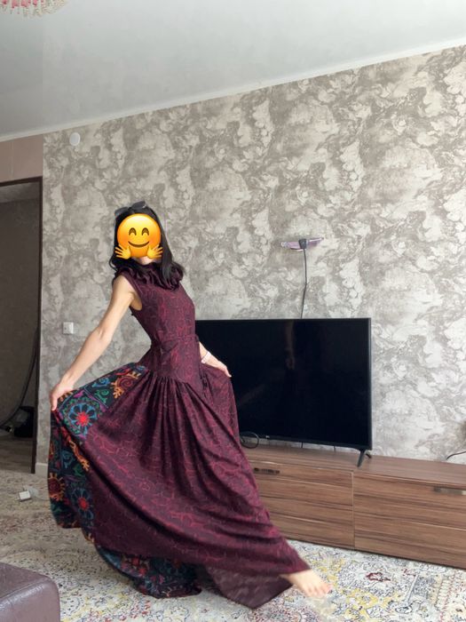 Платье необычного фасона
