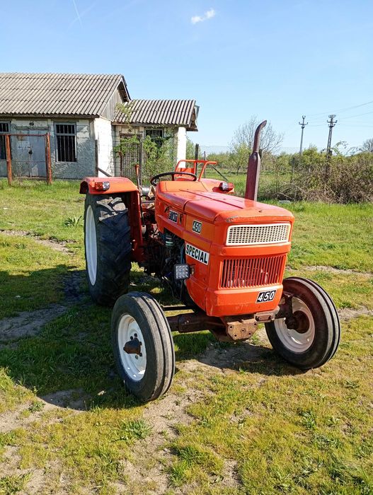 Tractoare de vânzare